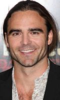 Dustin Clare