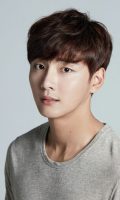 Yoon Shi-Yoon