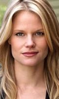 Joelle Carter