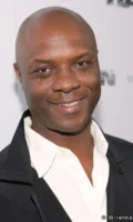 Robert Wisdom