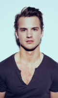 Freddie Stroma