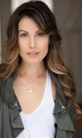 Carly Pope